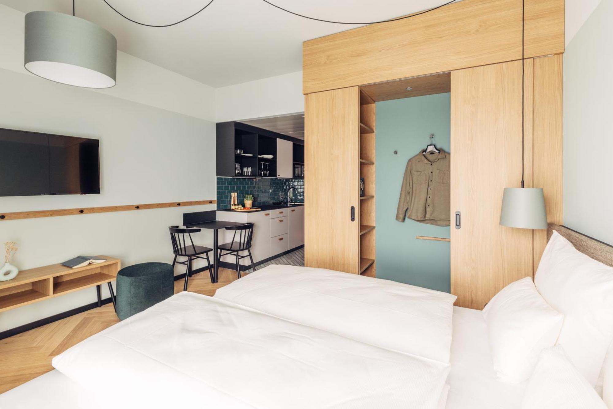 Harry'S Home Graz-Smart City Hotel & Apartments Exterior photo